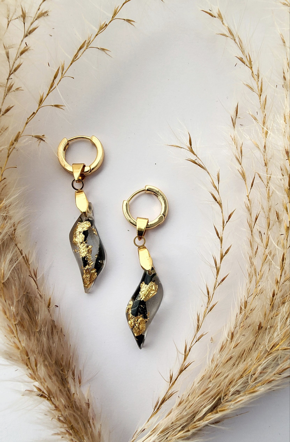 Curve- Black and Gold Collection