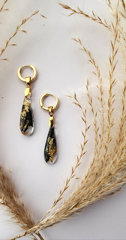 Med Tear Drop- Black and Gold Collection ✨️
