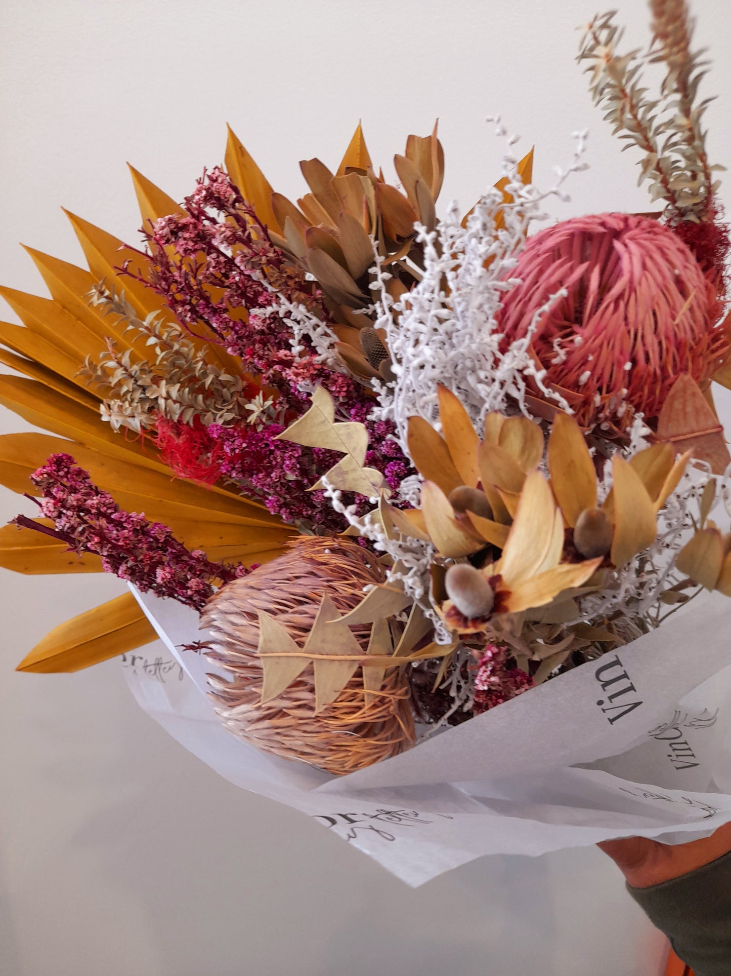 Dried flower bouquet